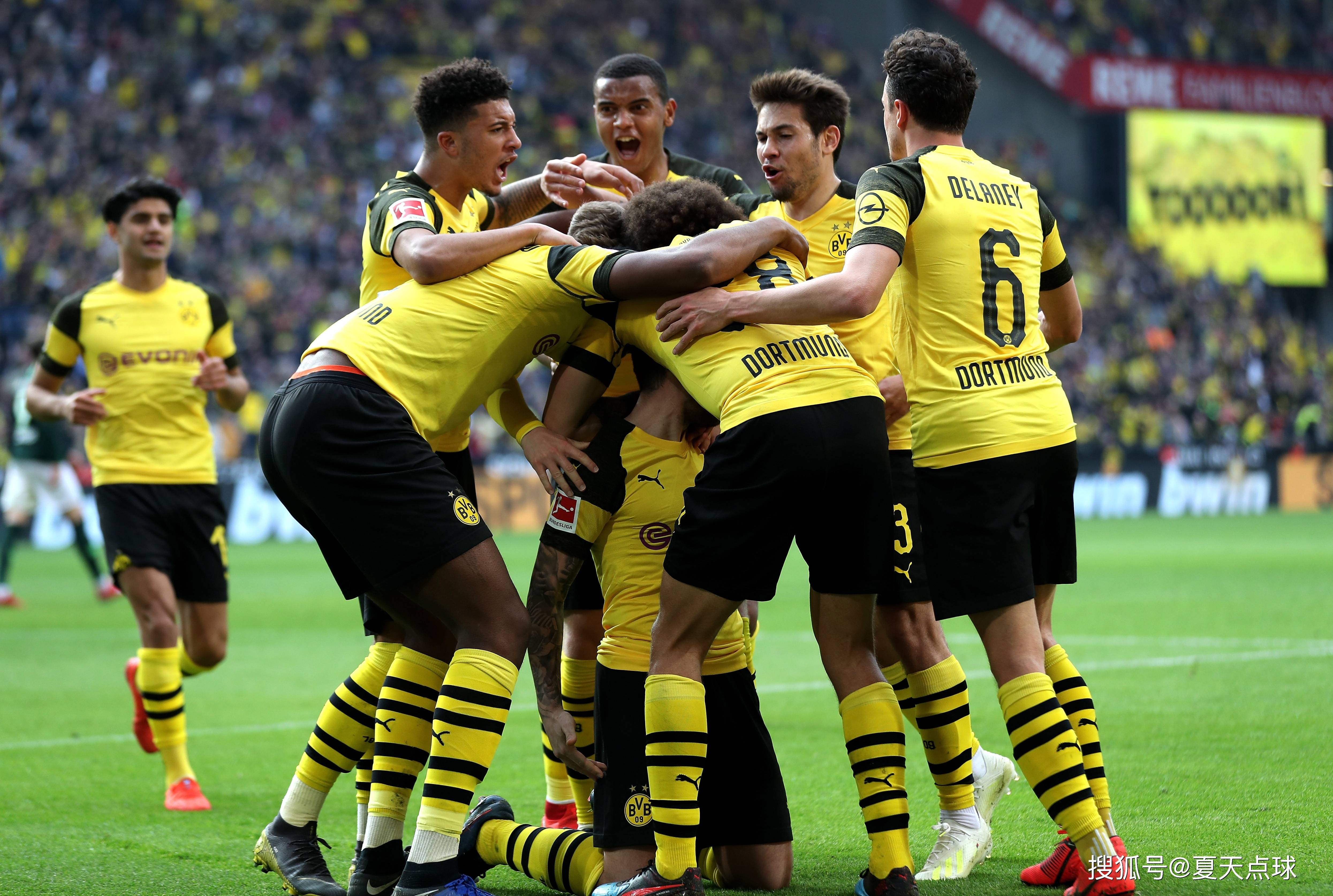 今夜纽约尼克斯调整名单以备德甲；状态回暖环节打磨；球迷炸锅；轮换策略成焦点的简单介绍