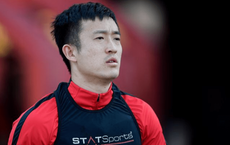 关于赛地聚焦：中超集结日热度飙升，武汉三镇官宣签约，底气十足，纪律约束更严格的信息