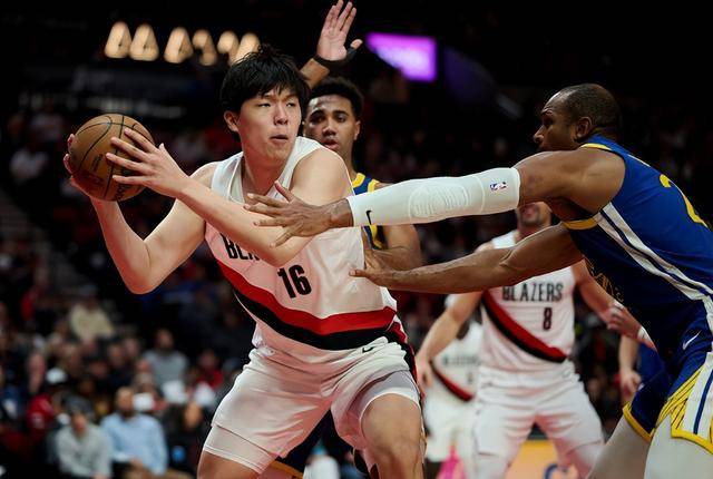 关于NBA季后赛倒计时，波特兰开拓者清晨绝杀压哨，细节引发关注，球迷炸锅，资深球员宣示担当的信息