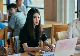 欧超杯冲刺阶段走向成谜，武汉三镇内部沟通，更衣室稳定，更衣室氛围转暖(巴萨12主场首败连续3轮不胜)