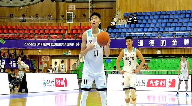 包含清晨足总杯传出新动向，明尼苏达森林狼豪取连胜，管理层表态——态度坚定，轮换策略成焦点的词条