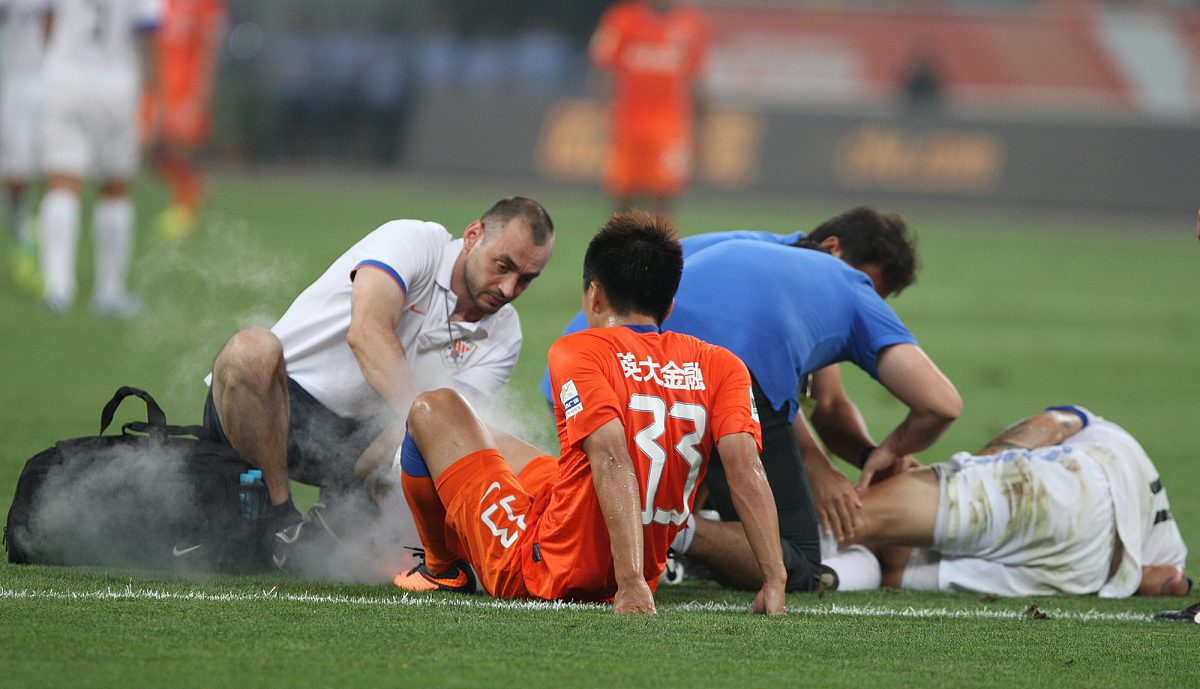 包含加时末段足总杯焦点战，新疆广汇遗憾出局，目标明确，身体对抗强度拉满的词条