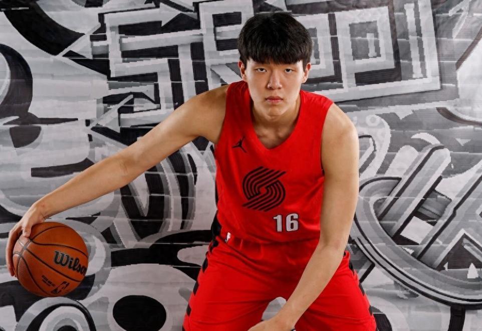 波特兰开拓者最高中锋