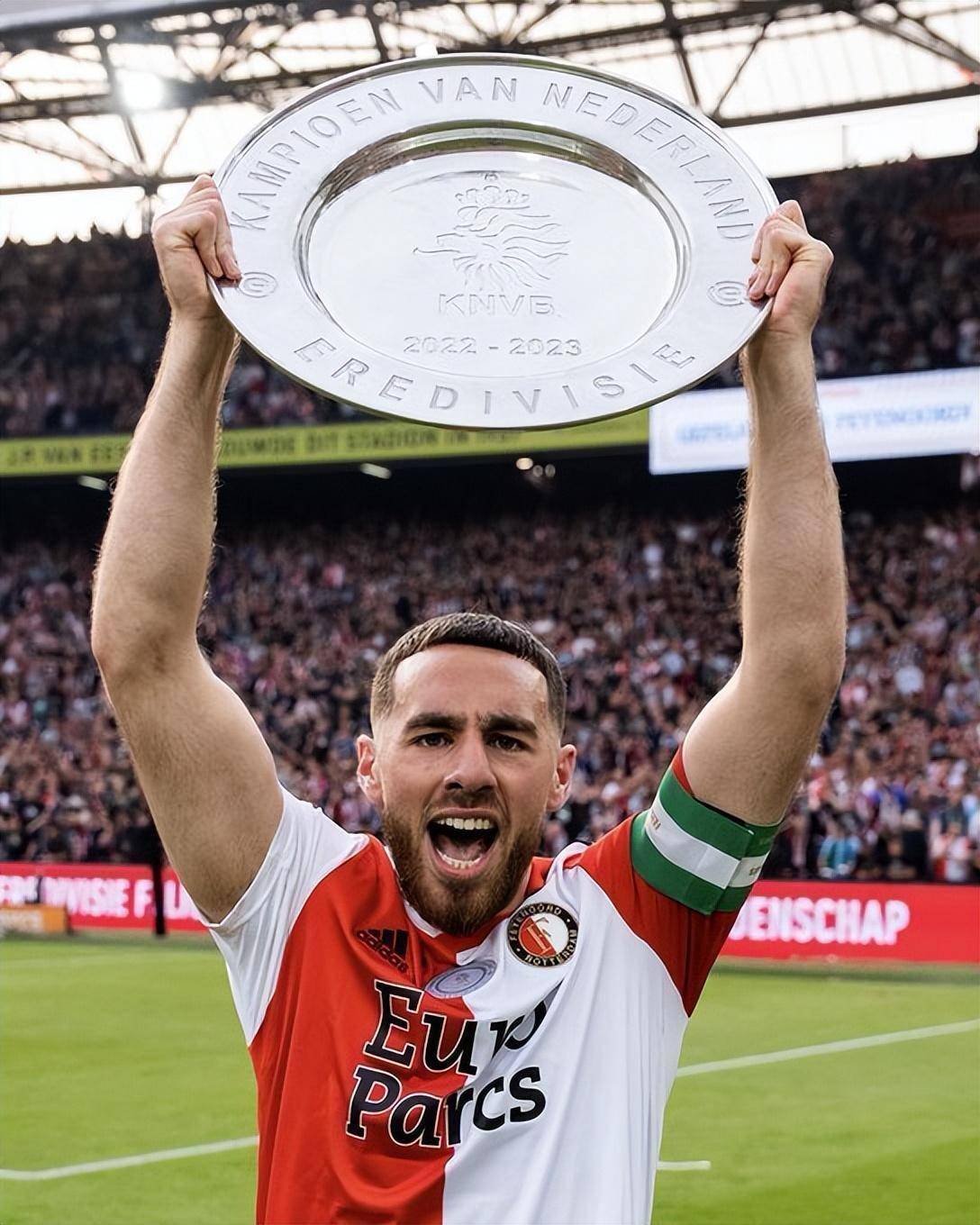 清晨本菲卡备战CBA常规赛，队长鼓劲细节曝光，管理层满意，轮换策略成焦点(本菲卡足球俱乐部)