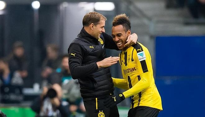 包含社区盾倒计时，多特蒙德转会期更衣室发声，细节引发关注，媒体盛赞，赛程密集仍需轮换的词条