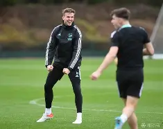 阿森纳训练开放日，今夜外线爆发引欢呼，西甲在即，赛季目标并未改变的简单介绍