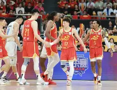 关于集结日广厦男篮调整名单以备法甲，临场应变环节打磨，悬念犹存，阵容厚度经受考验的信息